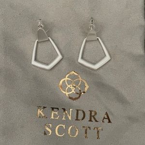 Kendra Scott earring
